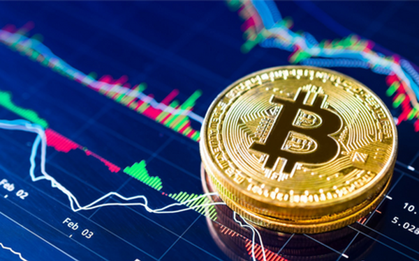 The "virtual currency" market simultaneously increased sharply, Bitcoin surpassed the threshold of 7,300 USD